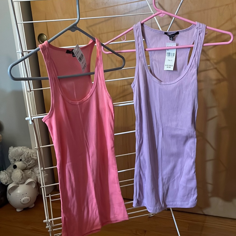 2 tank tops